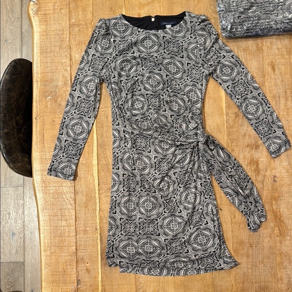 Tommy Hilfiger Black and White WrapDress Long Sleeve Crew Neck
